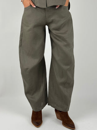 Pantalone barrel in lino - S26PE07