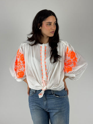 Camicia con ricami - D02N1035