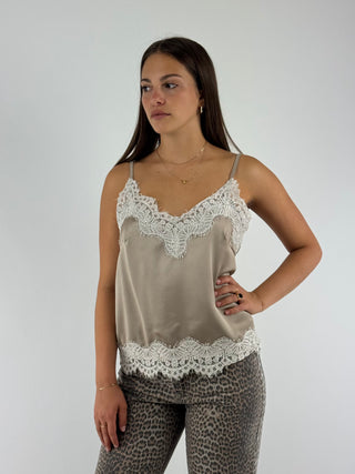 Top con inserti in pizzo - W25T242