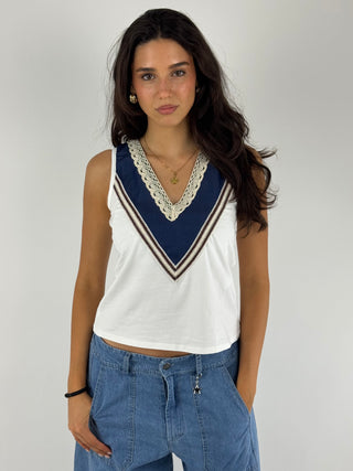 Canotta con scollo V - 56426