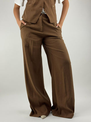 Pantalone a palazzo - W39S0264