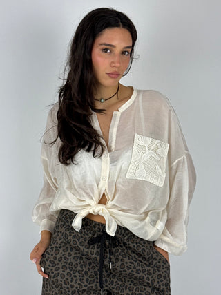 Camicia con taschino crochet  - S26CG40