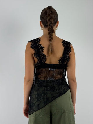 Top asimmetrico in pizzo - 37661G