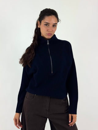 Maglia con collo alto - F03O0091