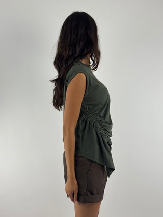 Top smanicato con arriccio laterale - UAB0364