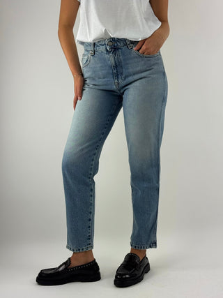 Jeans a gamba stretta - DF5119