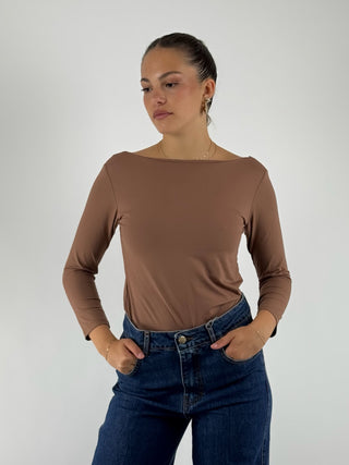 Maglia con scollatura sul retro - 11006