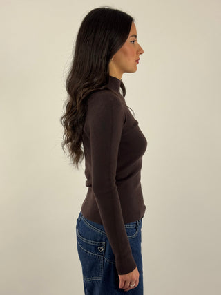 Maglia lupetto a costine - M226