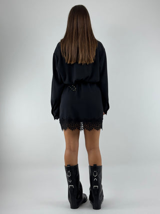 Abito corto con inserti in pizzo - FW250017