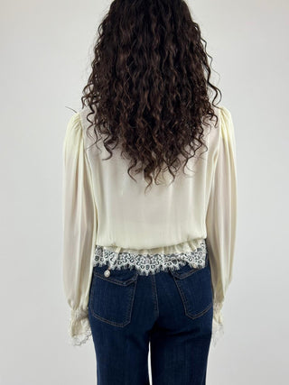 Camicia con inserti in pizzo - W26C371