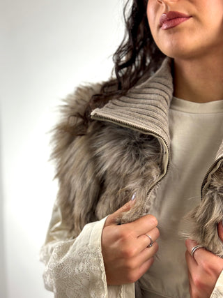 Gilet in Ecopelliccia Taupe - D03E0419
