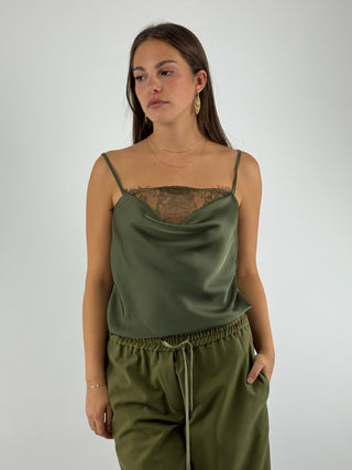 Top con inserti in pizzo - RMA-P035