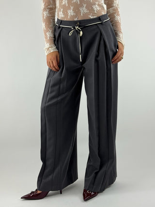 Pantalone con doppio cinturino - M09045