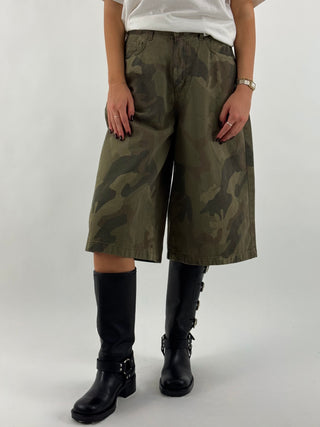 Bermuda cargo camouflage
 - JSUSY129