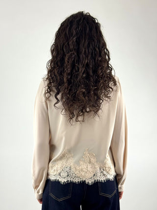 Blusa con inserti in pizzo - K2316N18