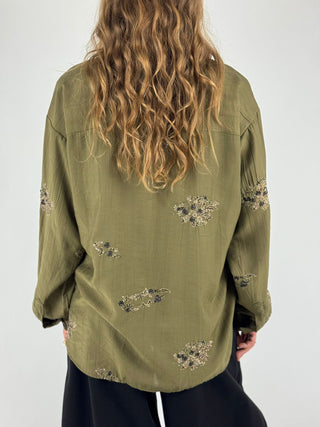 Camicia con ricami - W26C418
