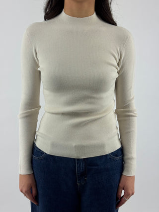 Maglia lupetto a costine - M226