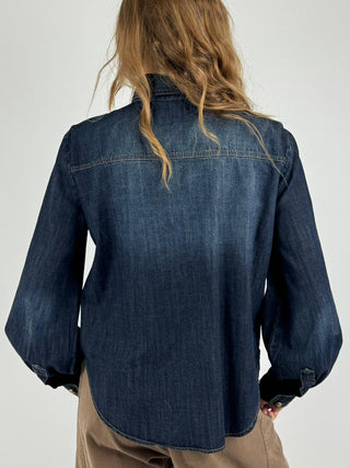 Camicia in jeans con cravatta - W26C355