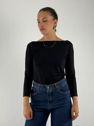 Maglia con scollatura sul retro - 11006