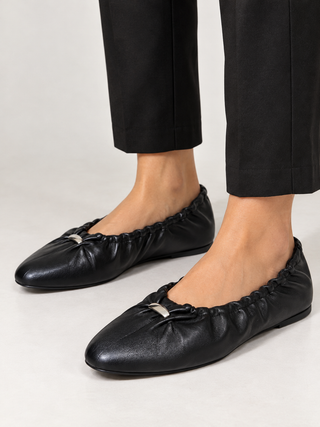 Ballerina in pelle - LW41
